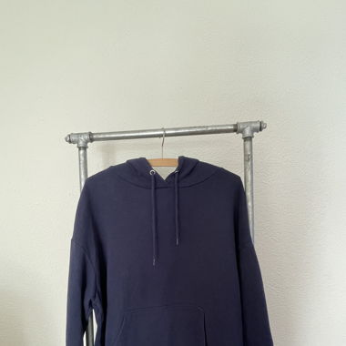 Blauer Hoodie
