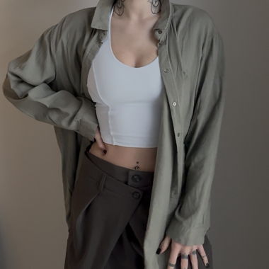 Oversize Hemdbluse in Olivgrün