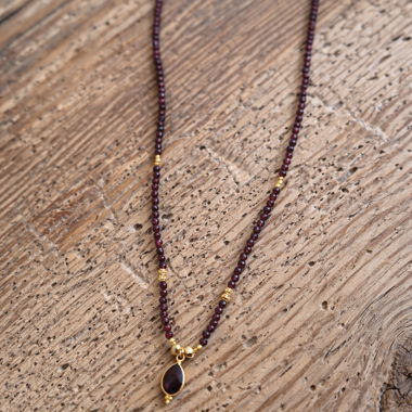 Collier de perles avec pendentif