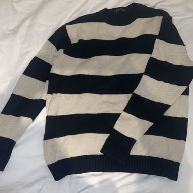 Striped pullover