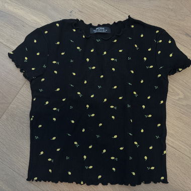 Top court Lemon Bershka