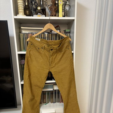 Pantalon levis 