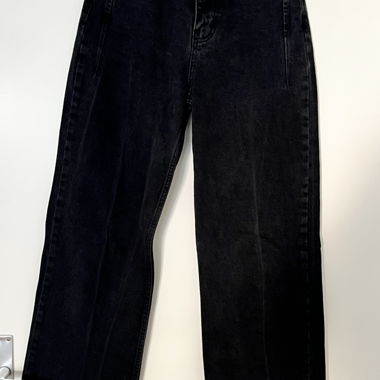 Jeans taille haute noire marque Trendyol