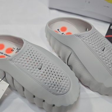 Nike Mind 001 Slide Light Smoke Grey Gr. 44 "NUOVO"
