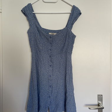 Robe d'été bleu bébé