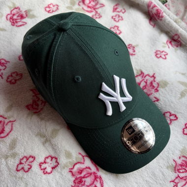 dark green Cap