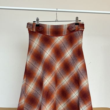 plaid skirt