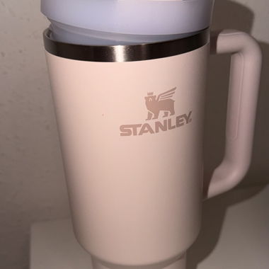 Gobelet isotherme Stanley avec paille