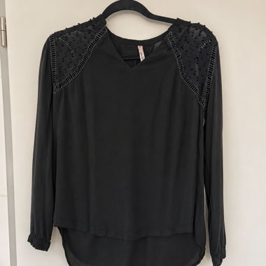 Blouse noire manches longues