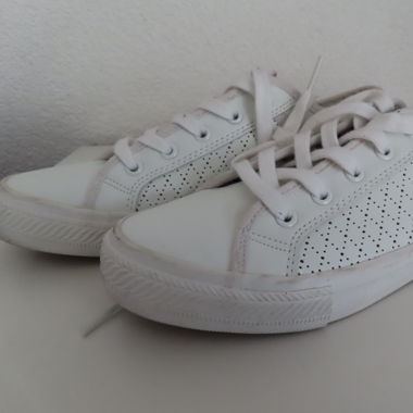 Basket blanche taille 38