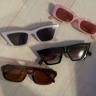 Sonnenbrillen Set