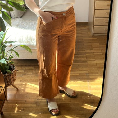 Jeans a Gamba Larga a Vita Alta di Weekday