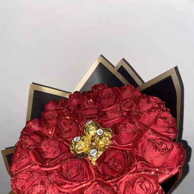Rosenstrauss mit Ferrero Rocher