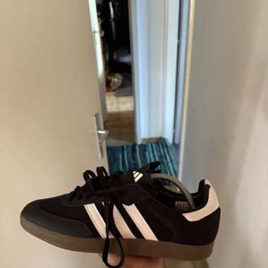 Black Adidas Sambas