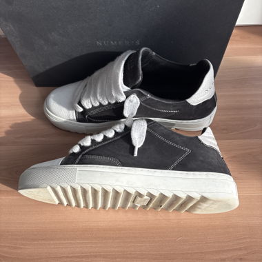 Numeriś Sneakers Schwarz-weiss