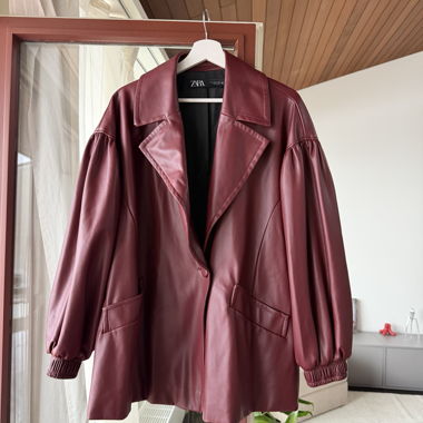 Giacca in ecopelle Zara bordeaux