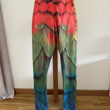 BAMBAM Y2K Leggings with Parrot Print