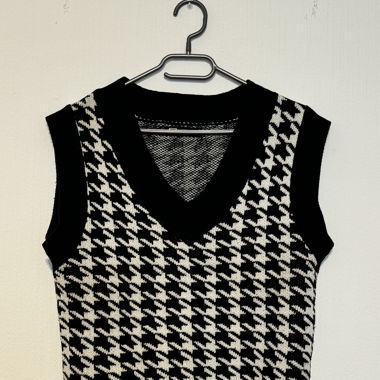 Vintage Houndstooth Pattern Vest