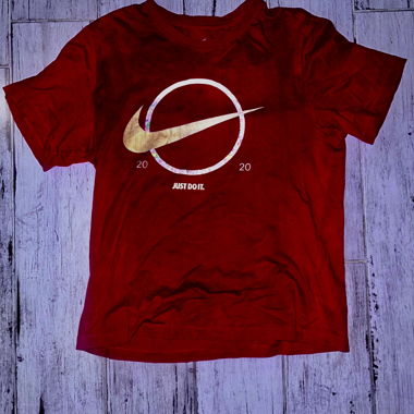 T-shirt Nike rouge