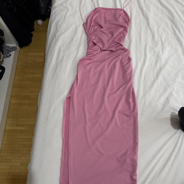 Pink ruched midi dress