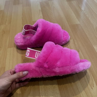 UGG Hausschuhe