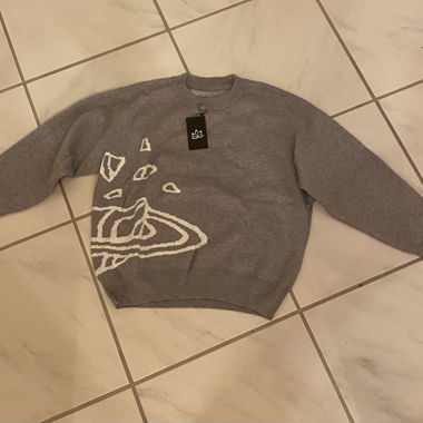Grey Knit Sweater with Pattern