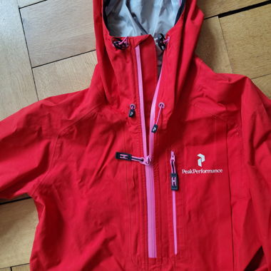 Peak Performance Womens Shell Jacket