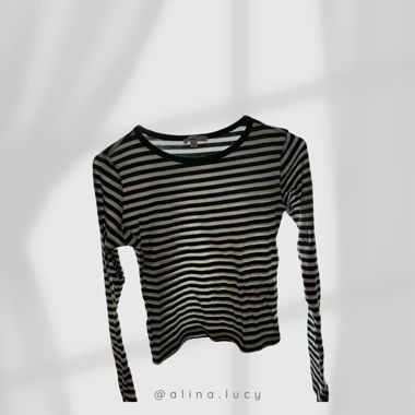 Striped long-sleeve shirt
