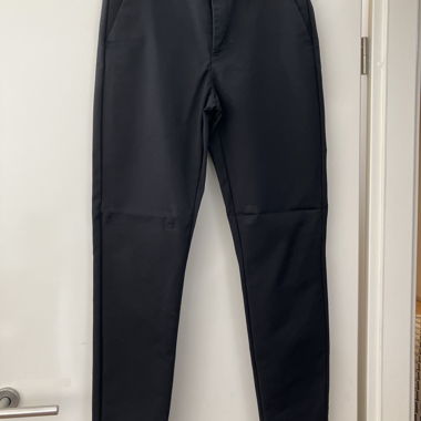 Pantaloni neri eleganti