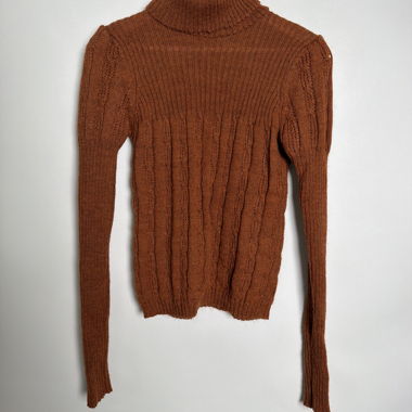 Brauner Rollkragenpullover
