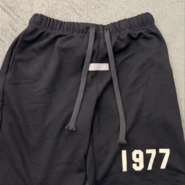 Shorts Essentials Fear of God 1977
