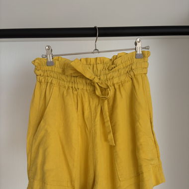 Highwaist Stoff Shorts