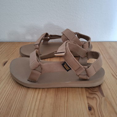 Sandales Teva 
