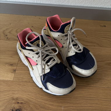 Nike Air Huarache – Retro Sneaker