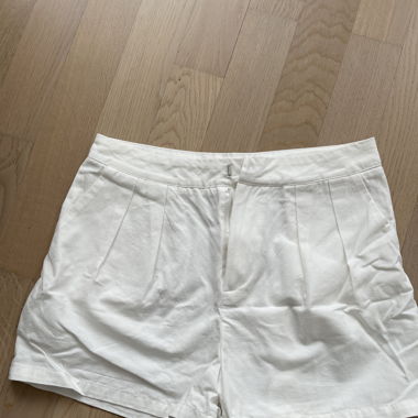 Weisse Shorts