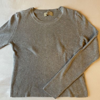 Piccolo maglione leggero grigio di Pull&Bear