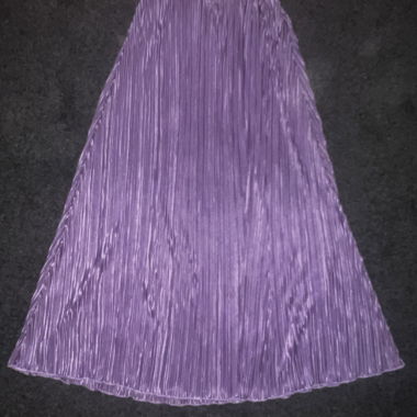 Jupe longue plissée lilas en aspect satin Gr.S