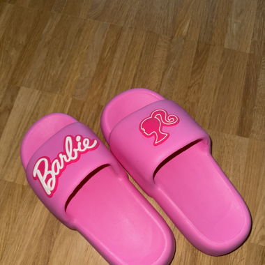 claquettes barbie