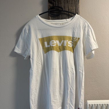 Levi's T-Shirt weiss/gold
