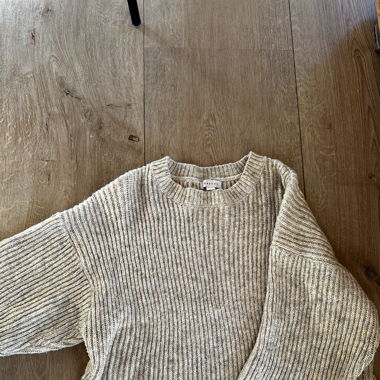 Beige topshop sweater