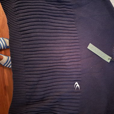 Cropped Navy knit