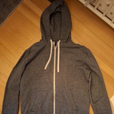 Divided Pulli