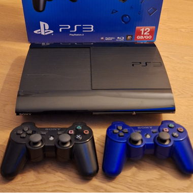 PlayStation 3 - 12 GB