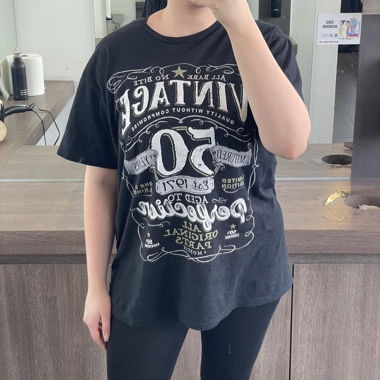 Schwarzes Vintage 50 Jahre T-Shirt