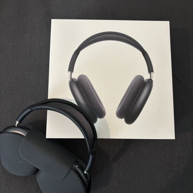 Apple AirPods Max Midnight