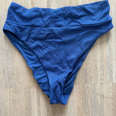 Bikini bottom blue