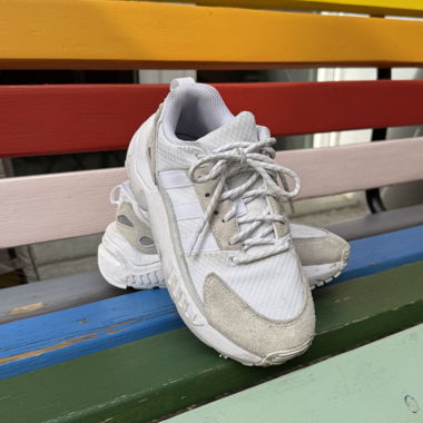 Adidas Sneakers