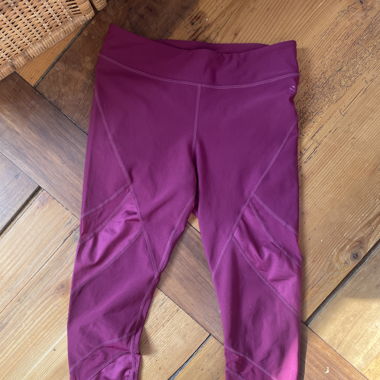 Lila Leggins