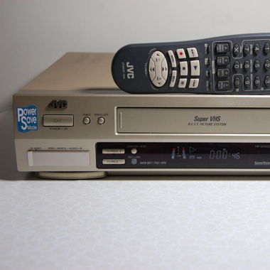JVC S-VHS REKORDER S 7500 REVIDIERT 