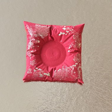 Candle holder